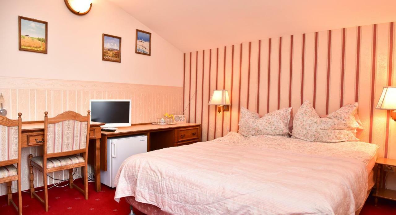 Hotel Cichy Kacik W Karpaczu Esterno foto